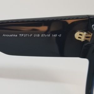 tom ford anoushka black